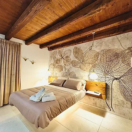 Sentimento Luxury Rooftop Apartment